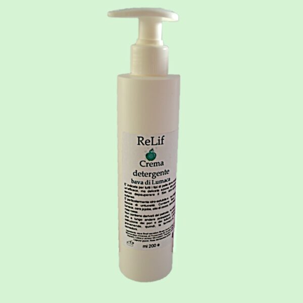 ReLif Crema detergente bava di lumaca indicata per tutti i tipi di pelle come detergente struccante.